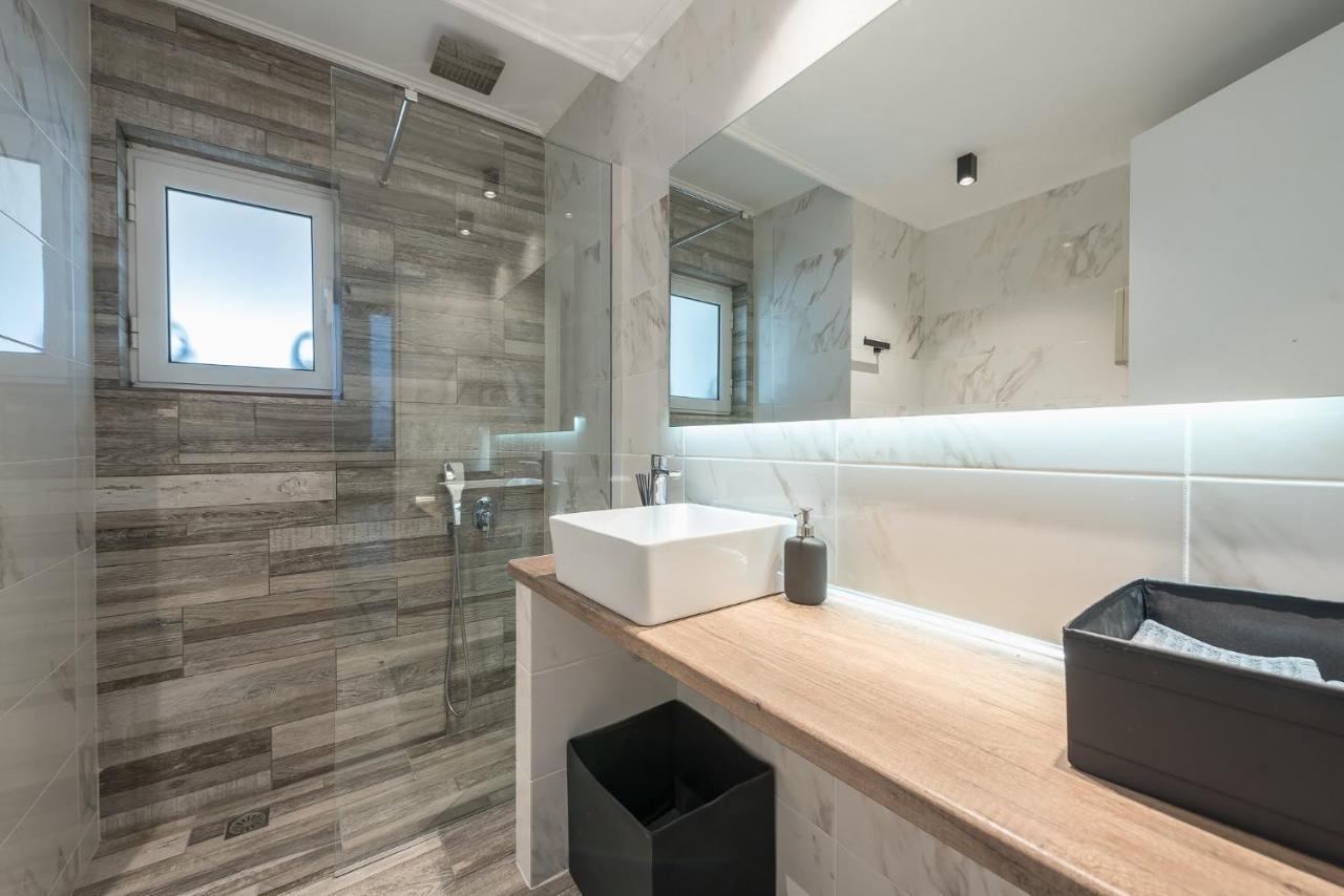 Apartamento Petralona Stylish Penthouse Atenas Exterior foto